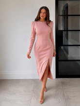 Rochie eleganta midi conica din crep elastic Roz Prafuit, cu maneci lungi si crapatura