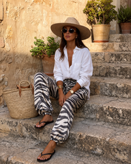 Pantaloni largi print zebra