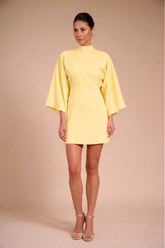 Rochie mini Galben Deschis din crep elastic, tip kimono, cu guler inalt si maneci evazate