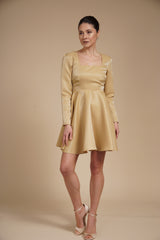 Rochie mini eleganta din tafta fixa gloss Aurie, cu croi tip A, decolteu patrat si maneci lungi