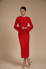 Rochie Rosie eleganta midi conica din crep elastic, cu maneci clopot si decolteu rotund