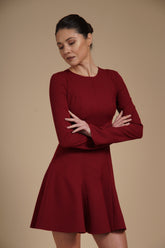 Rochie mini cambrata A-line Bordeaux din crep elastic, cu mâneci lungi