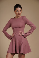 Rochie mini cambrata A-line Roz Pudrat din crep elastic, cu mâneci lungi