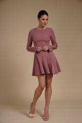 Rochie mini cambrata A-line Roz Pudrat din crep elastic, cu mâneci lungi