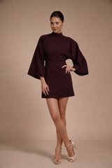 Rochie mini Pruna pudrata din crep elastic, tip kimono, cu guler inalt si maneci evazate