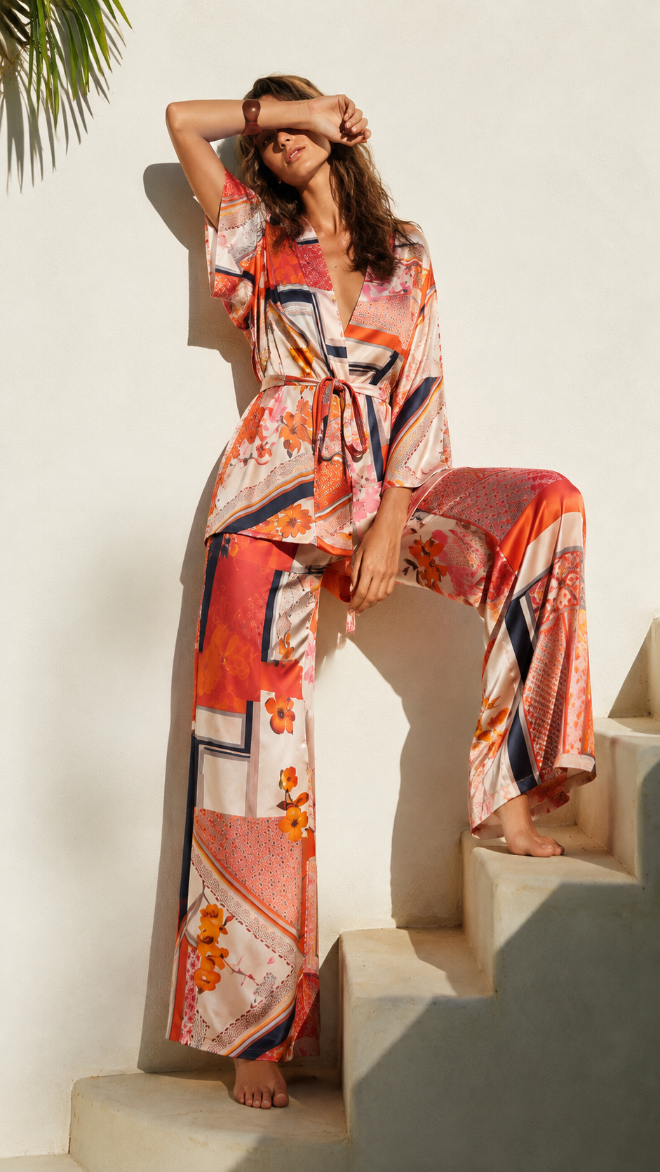 Set din satin pantaloni si kimono multicolor