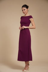 Rochie elegantă midi A-line din crep elastic Burgundy cu decolteu bardot