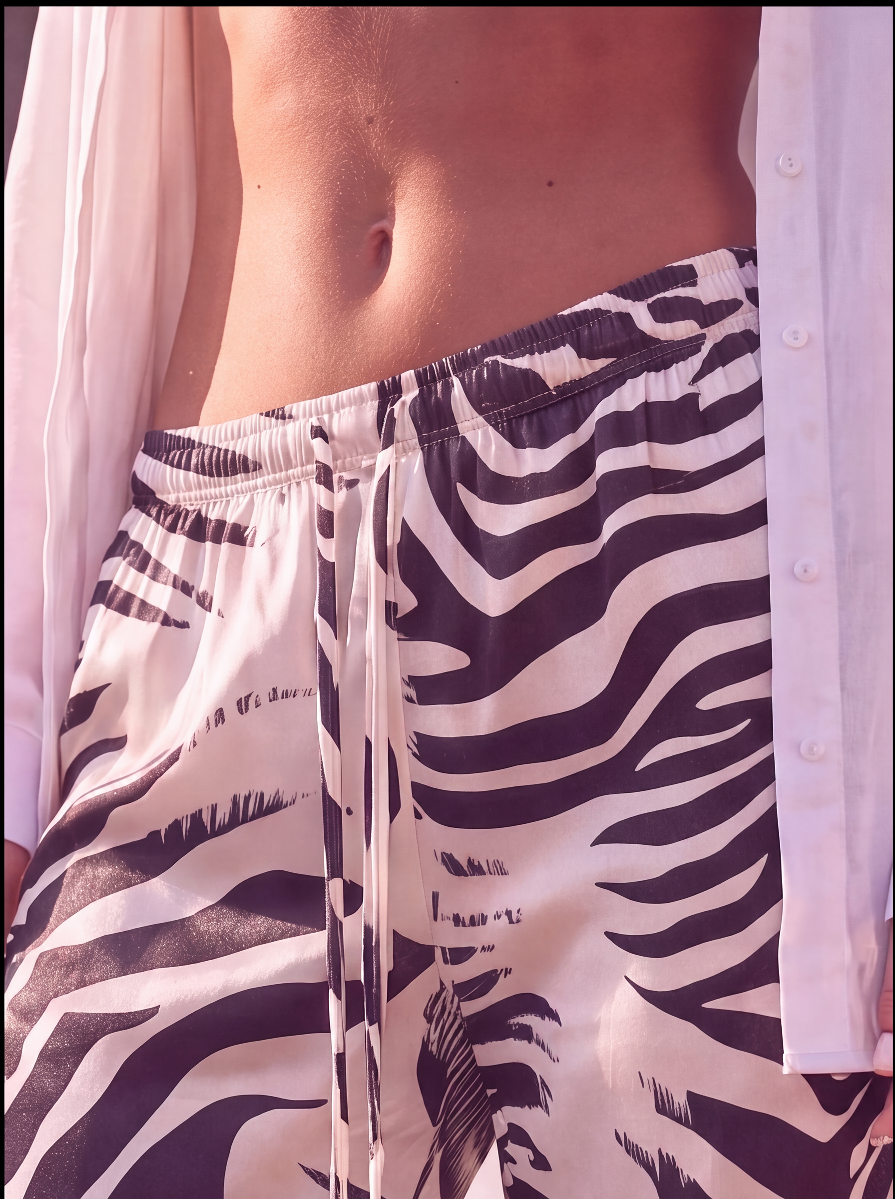 Pantaloni din satin print zebra